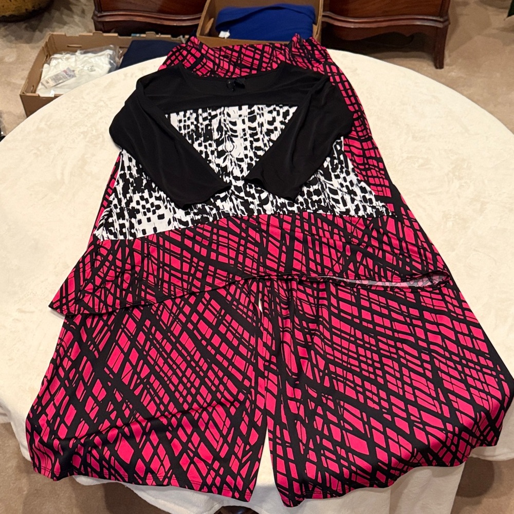 Women’s top and pants flowy set